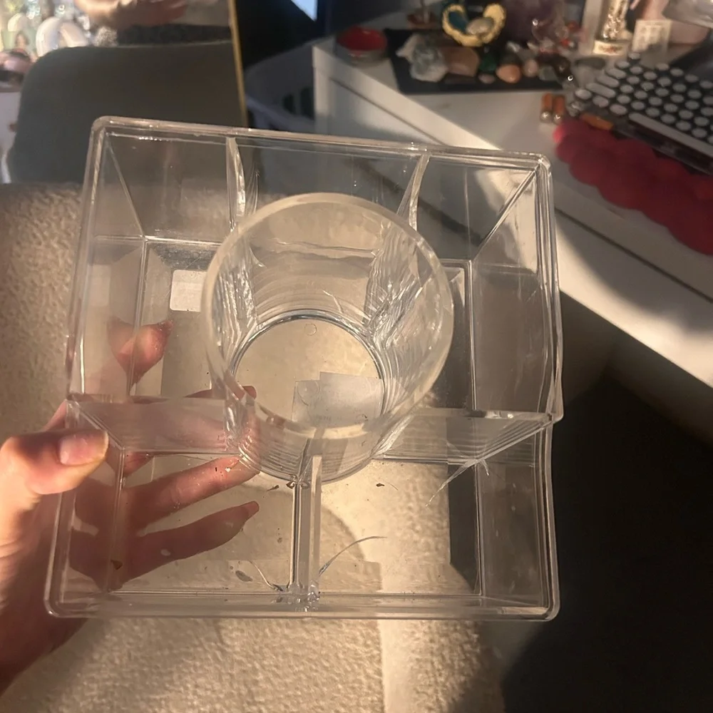 Used makeup storage